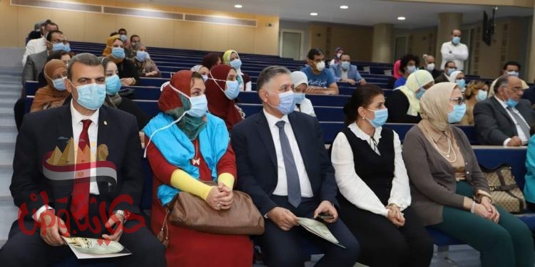 رئيس جامعة الفيوم يشهد حفل تخرج الدفعة الثالثة لكلية طب الأسنان