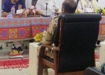 وزير الري يعقد جلسة نقاشية مع مشايخ القبائل بواحة سيوة لوضع حلول جذرية للمعوقات