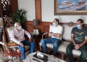 محافظ بورسعيد يستقبل رئيس النادي المصرى والمدير الفني للفريق
