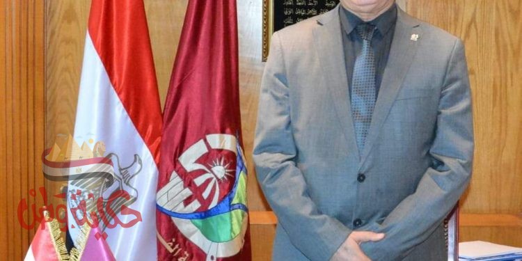 شديد يهنئ جامعة الفيوم لقبول المجلس العربى كلية الخدمة الاجتماعية  مقرا له