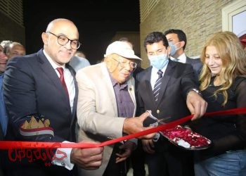 “صبحى ” يفتتح حمام السباحة الأوليمبي وملتقى توظيف الشباب بنادي الزهور بمدينة نصر