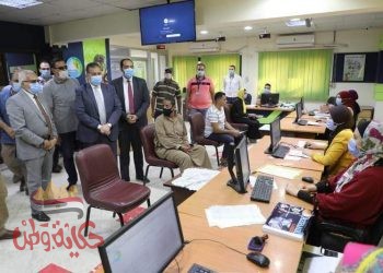 محافـظ المنوفية يتفقد مركز خدمة عملاء شركة مياة الشرب والصرف الصحى بقويسنا