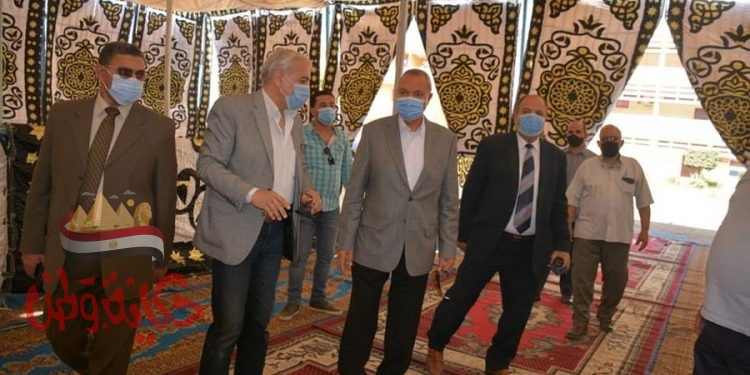 جولة لمحافظ القليوبية الي م يتفقد مقر فرز اصوات الناخبين لانتخابات مجلس النواب واللجان الانتخابية بمدن المحافظة.