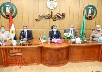 محافظ المنوفية يتابع إنتظام سير العملية الإنتخابية لمجلس النواب