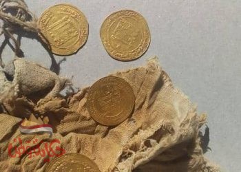 العثور علي الدنانير الذهبية التى تعود للعصر العباسي بمصر