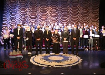 وزير الشباب والرياضة يكرم الابطال الرياضيين المتفوقين بالثانوية العامة