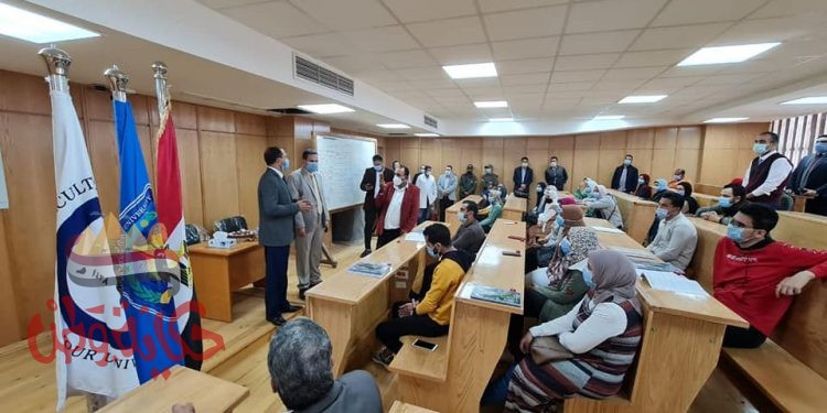 رئيس جامعة دمنهور: برنامج صحة و سلامة الغذاء هو المنارة لغذاء صحى آمن..