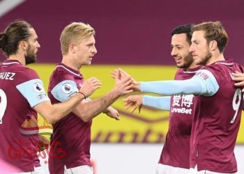 بيرنلي يهزم كريستال بالاس بهدف دون مقابل في الدوري الإنجليزي