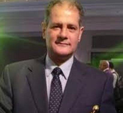 وفاة الموزع و المايسترو الكبير “طارق عاكف” عن عُمر يناهز 60 عاما