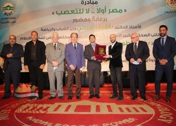 صبحي في حوار مع شباب جامعة مصر للعلوم والتكنولوجيا لندوة “مصر اولا… لا للتعصب”