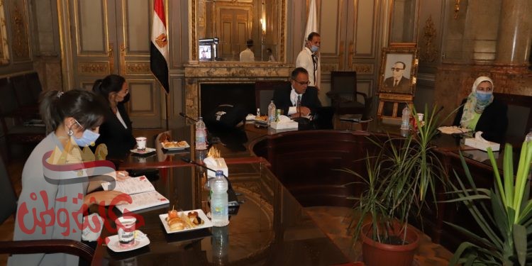 جامعة عين شمس : اجتماع مصري برتغالى بجامعة عين شمس عبر تقنية الفيديو كونفرانس