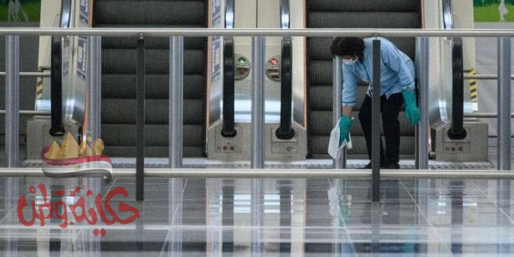 الجسيمات الموجودة في (كوفيد-19) تستقر على الأسطح