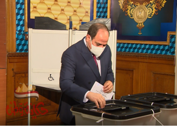 الرئيس السيسي يدلى بصوته في المرحلة الثانية لانتخابات مجلس النواب لعام 2020.. فيديو