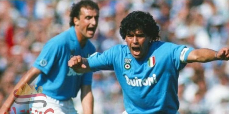 دييجو مارادونا رمز كرة القدم الأرجنتيني