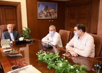 محافظ بورسعيد يستعرض المخطط التفصيلى لمشروع ساحة مصر وتطوير حديقة التاريخ ببورسعيد