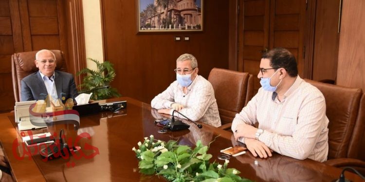 محافظ بورسعيد يستعرض المخطط التفصيلى لمشروع ساحة مصر وتطوير حديقة التاريخ ببورسعيد