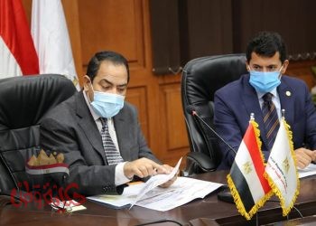 وزير الشباب والرياضة يلتقي رئيس الجهاز المركزي للتنظيم والإدارة