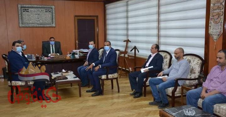 محافظ الدقهلية يتلقى دراسة فنية من احدي الشركات العاملة في مجال الخدمات البيئية