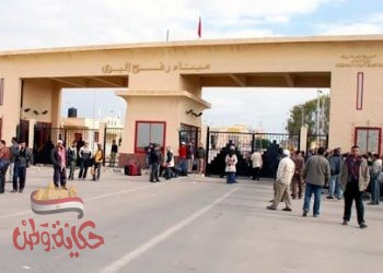 عاجل … مصر تقرر ترحيل الافراد العالقين وعدم مرور بضائع ومركبات من معبر رفح بسبب تجاوزات حماس
