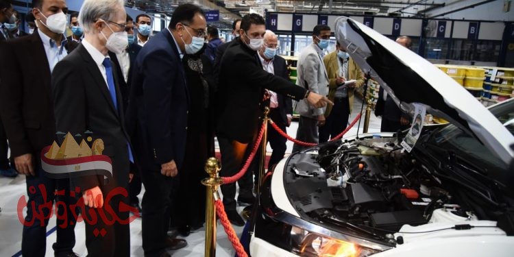 رئيس الوزراء يتفقد مصنع “إس إي ويرنج سيستمز ايجيبت” لإنتاج الضفائر الإلكترونية للسيارات ببورسعيد