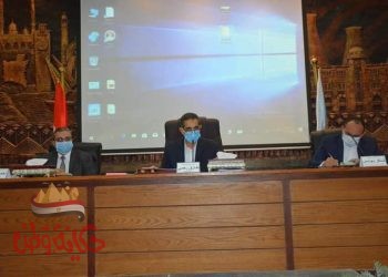 الإجتماع الأسبوعي لمحافظ الغربية لمناقشه بعض الأنفاق