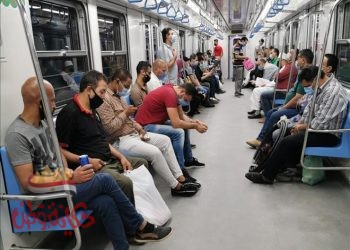 المترو :منع دخول الركاب المحطات بدون كمامات بدءا من السبت المقبل