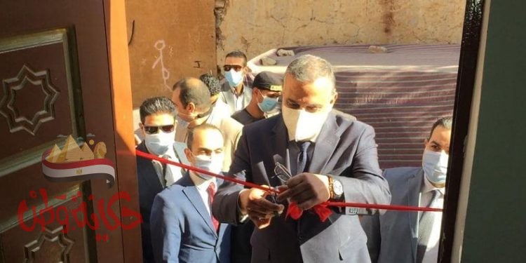 ” مصر الخير ” محافظ سوهاج يفتتح 33 منزلًا بقرية العيساوية ويشارك الأهالي فرحتهم بالمنازل الجديدة