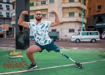 مهند لم يخضع لبتر قدمه تحدى الإعاقة بالإرادة الحديدية والامل