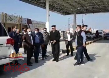 محافظ بورسعيد يتفقد بدء تشغيل منفذ النصر الجمركي المطور