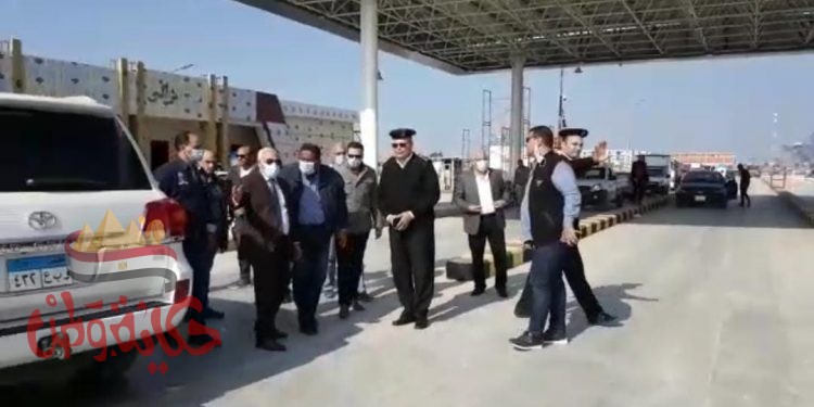 محافظ بورسعيد يتفقد بدء تشغيل منفذ النصر الجمركي المطور