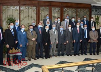 مجلس جامعة طنطا يكرم رواد التميز في قائمة أفضل علماء العالم لعام 2020