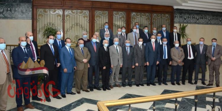 مجلس جامعة طنطا يكرم رواد التميز في قائمة أفضل علماء العالم لعام 2020