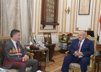 رئيس جامعة القاهرة يستقبل مدير المكتب الإقليمي للوكالة الجامعية الفرنكوفونية بالشرق الأوسط لبحث سبل التعاون المشترك
