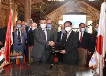 رئيس جامعة عين شمس و السفير الياباني يوقعان بروتوكول تعاون مشترك في مجال الرعاية الصحية
