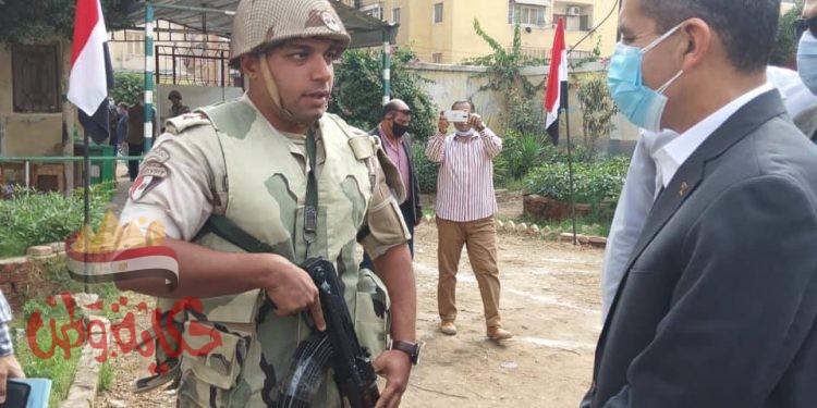 محافظ الغربية في جولة صباحية يتفقد ٢٦ مقر انتخابي في ٦ مدن وأحياء.