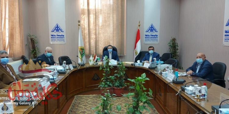 رئيس جامعة بنها يترأس لجنة اختيار عميد كلية الطب البيطرى