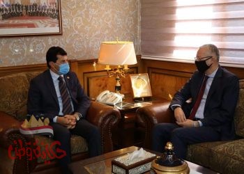 وزير الشباب والرياضة يستقبل سفير مصر لدي بولندا قبل استلام مهام عمله 