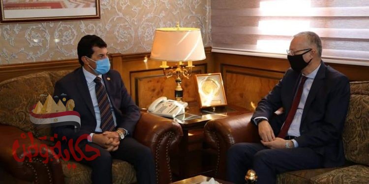 وزير الشباب والرياضة يستقبل سفير مصر لدي بولندا قبل استلام مهام عمله