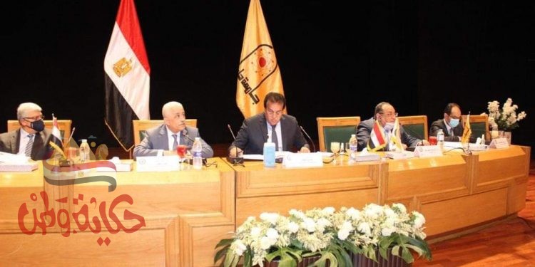 وزير التعليم العالي والبحث العلمي يرأس اجتماع مجلس شئون التعليم والطلاب