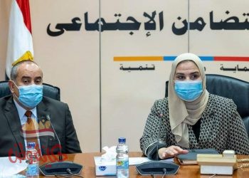 عرض منتجات جمعية النور والأمل فى المطارات المصرية باتفاق وزيرا التضامن الاجتماعى والطيران المدنى