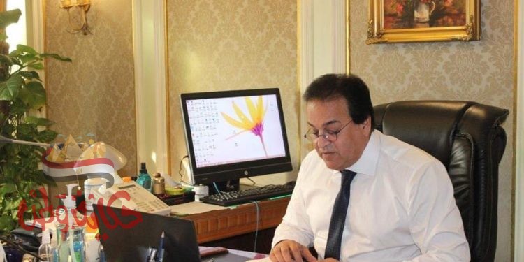 وزير التعليم العالي يستعرض دور الوزارة في مواجهة فيروس كورونا مع رؤساء الجامعات الحكومية والخاصة