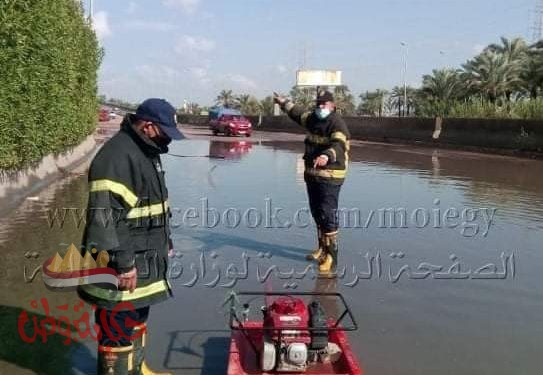 رجال الشــرطة فــى مـواجهة تداعيات الأمطار