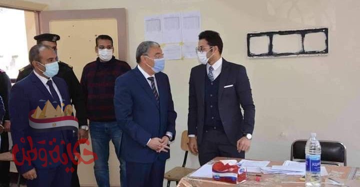 لليوم الثاني على التوالي القاضي يتابع انتظام سير العملية الإنتخابية بعدد من اللجان بالمنيا