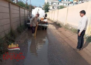 حملات نظافة مكثفة وسحب جميع تراكمات مياة الأمطار بمركز ومدينة المحمودية .