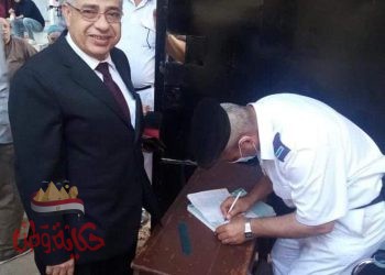 نائب رئيس جامعة طنطا يدلي بصوته في انتخابات مجلس النواب