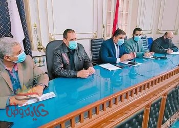 بالصور الصمطي في أول لقاء جماهيري مع مواطني جرجا