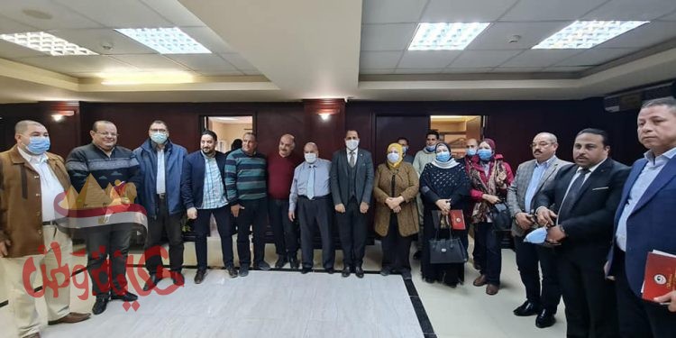 أولى جلسات إجتماع المجلس الاستشاري بجامعة دمنهور و الغرفة التجارية بالبحيرة