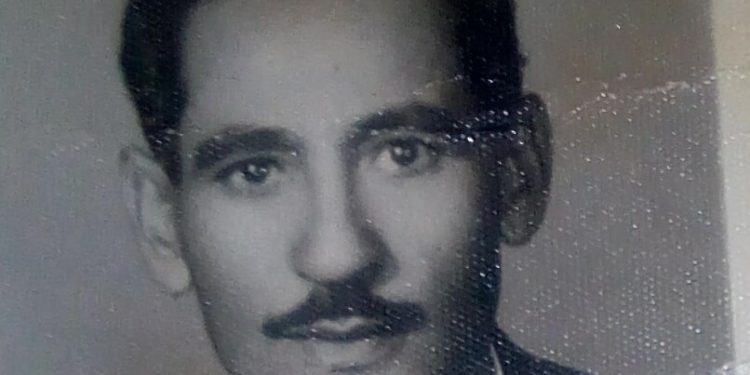 صورة بهاشخص أيام في الحظر المنزلي