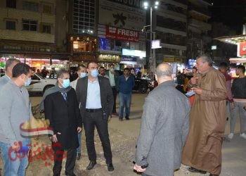 صورة بها اشخاصمحافظ الغربية في جولة مفاجئة