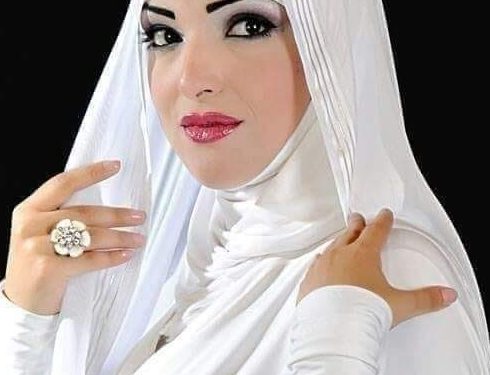 صورة بها فتاة صعيدية